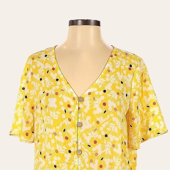 ๐บ W5 Yellow Floral Boho Tie Front Summer Button Down Blouse Size S - Picture 3 of 9